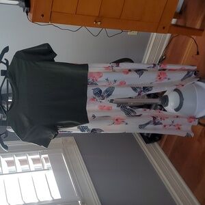 Women's crop tee& plicated wide leg pants set